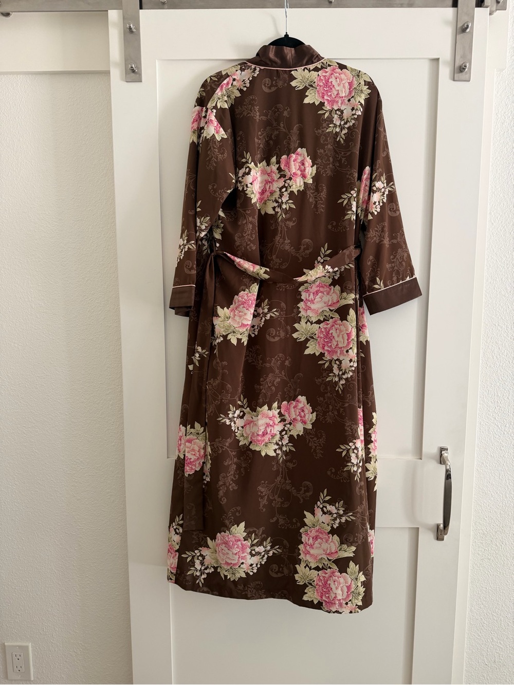 Floral Brown Robe - Picture 4 of 4